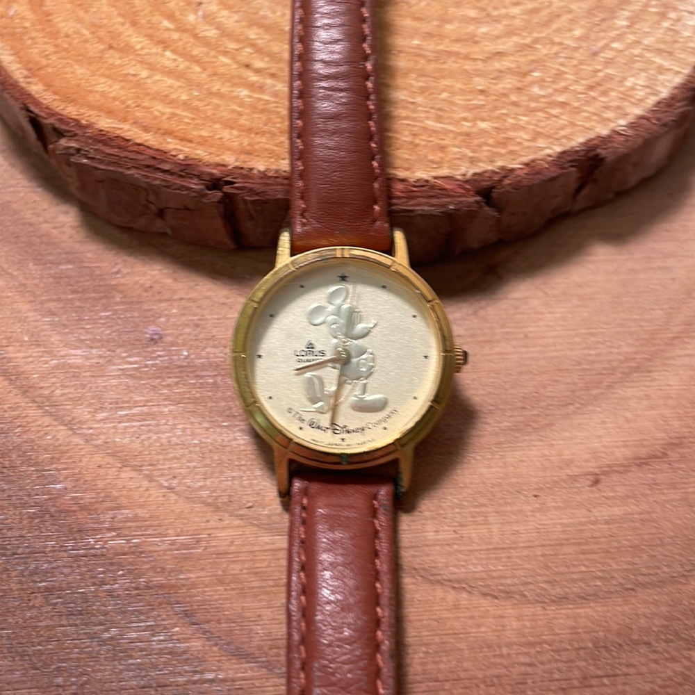 Ladies Mickey Mouse watch